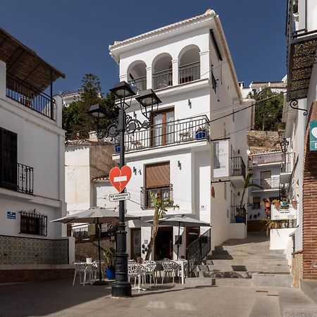 Olive & Ivy Guesthouse Canillas de Aceituno Ngoại thất bức ảnh