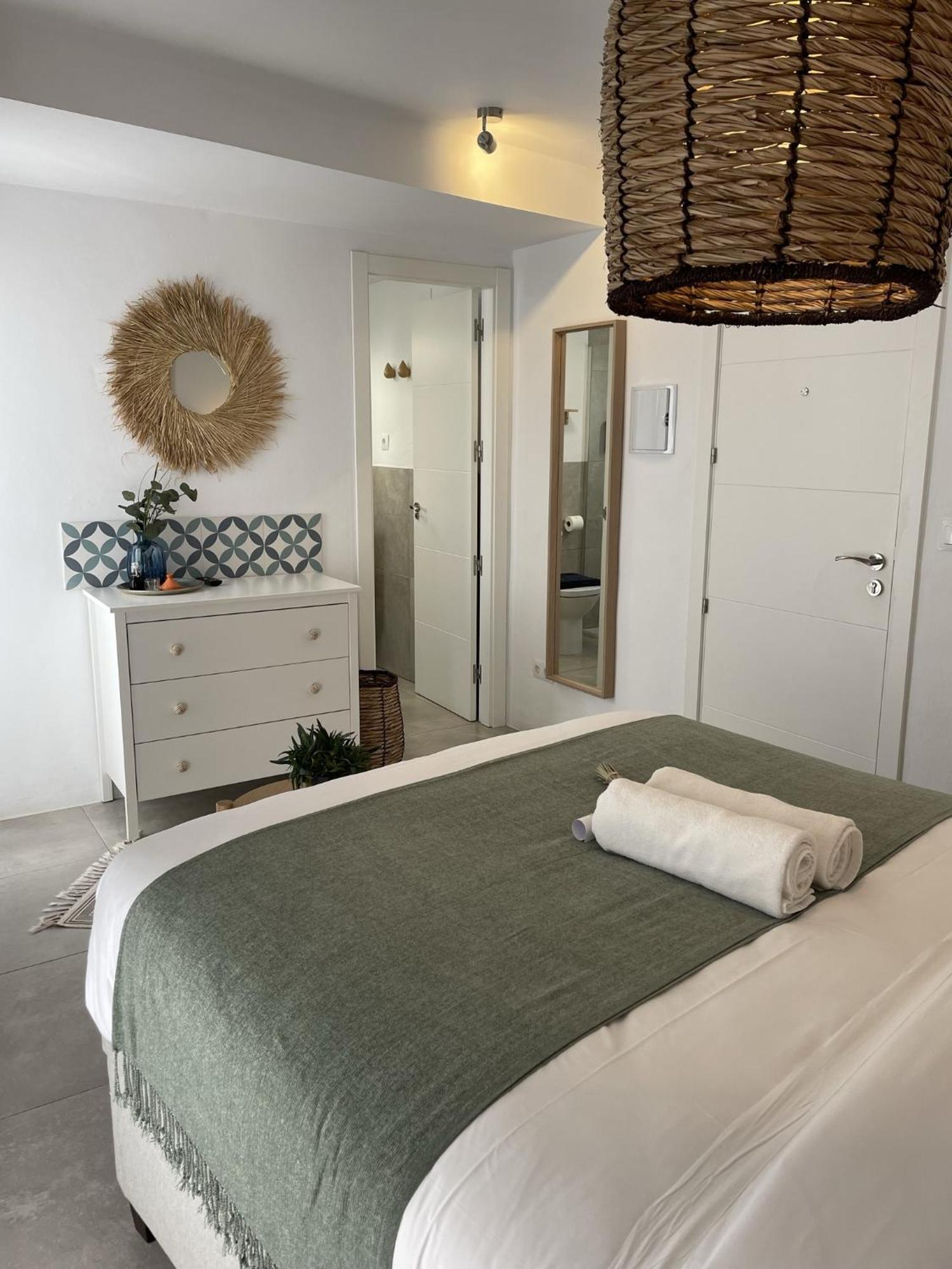 Olive & Ivy Guesthouse Canillas de Aceituno Ngoại thất bức ảnh